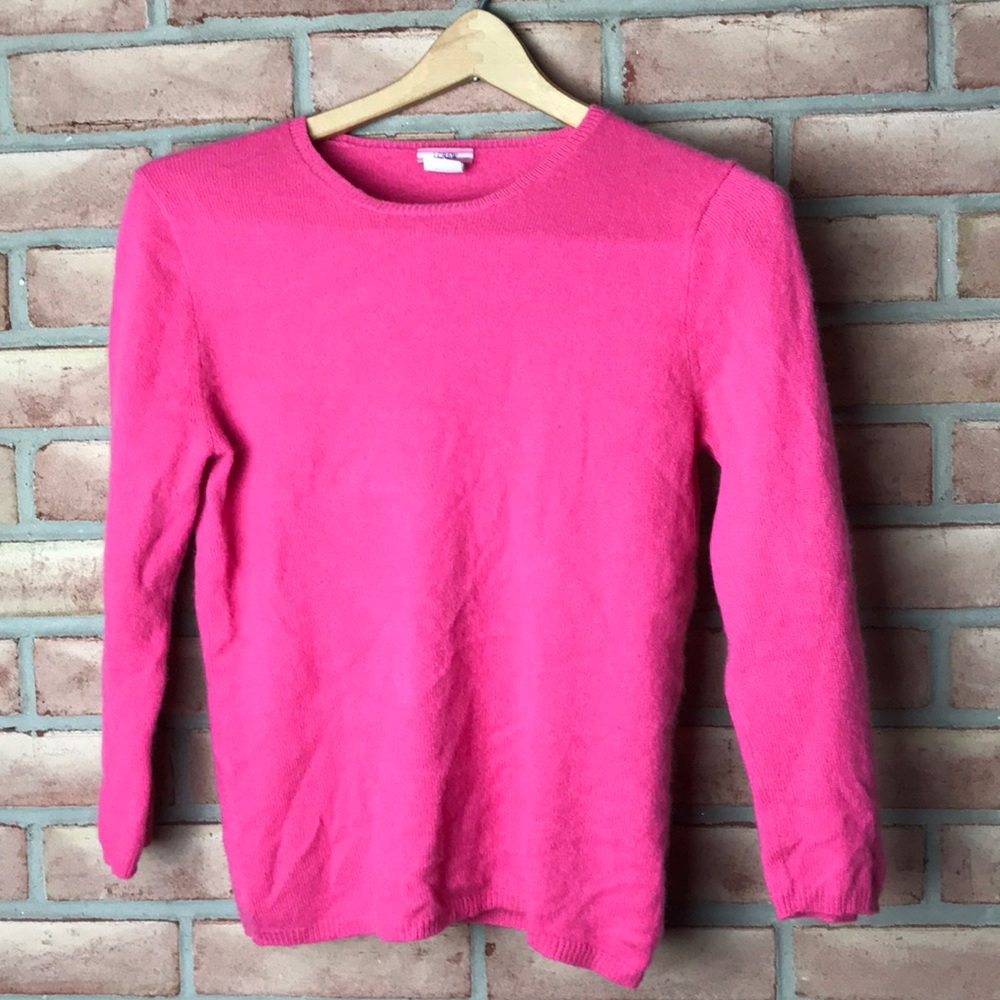 J.Crew size M fuchsia, cashmere sweater